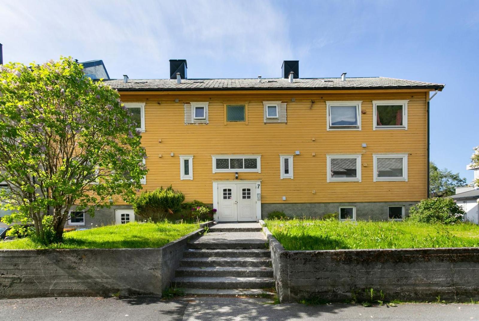 Centrum Apartment Alesund Exterior photo